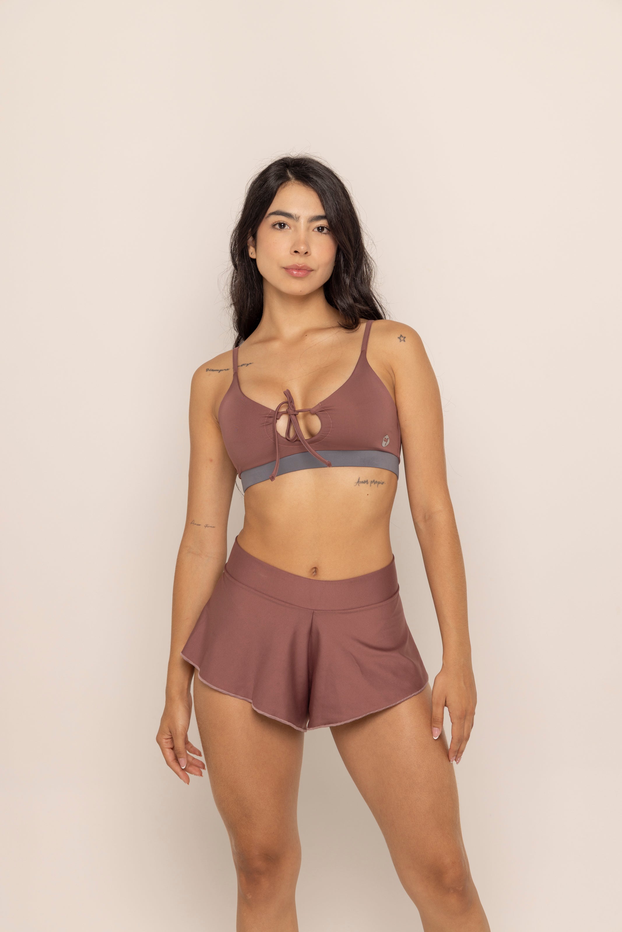 SHORT COQUETTE